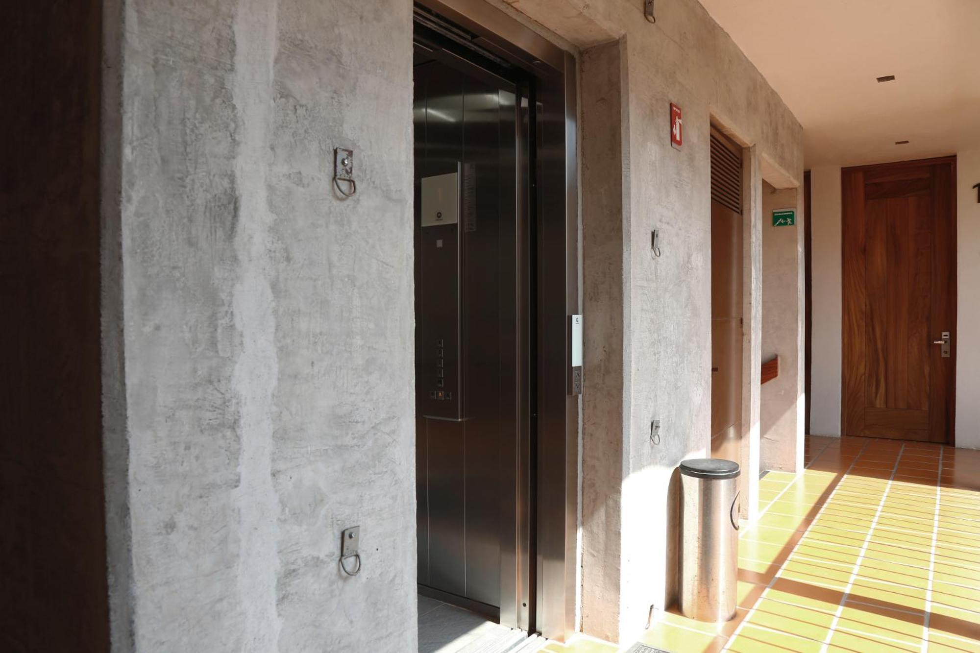 Hotel Aurelia Сан Патрисио Мелаке Екстериор снимка